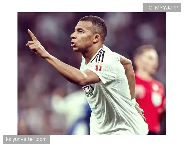 姆巴佩十八次射正领跑欧冠数据榜 其射术成为皇马进攻核心保障 姆巴佩十八次射正领跑欧冠数据榜 其射术成为皇马进攻核心保障