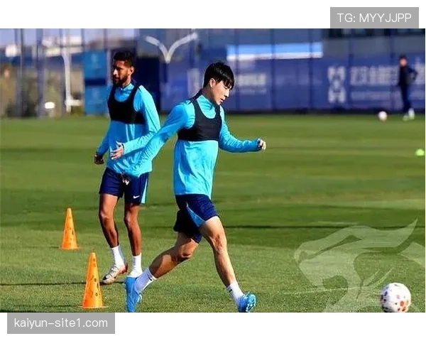 贝维斯亚姆卡姆三镇新援 武汉中前场外援仍在寻找默契